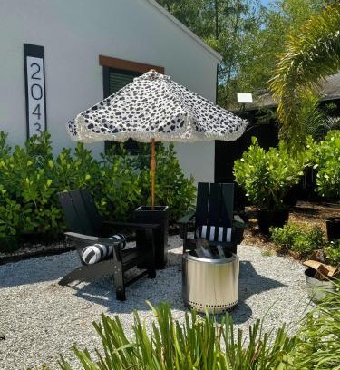 Fort Myers River District Wohnung | Walk to Best Eats and Shops and Stay in Style