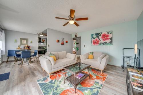 Hilo Wohnung | Walk to Dtwn Hilo Island Escape with Pool!