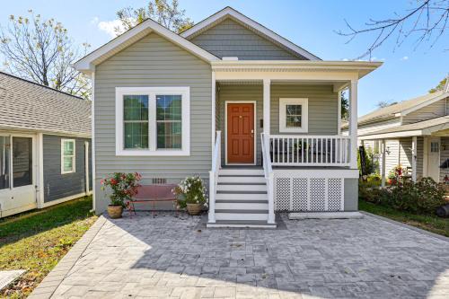 Chestertown Haus | Walk to Historic Chestertown Dog-Friendly Retreat