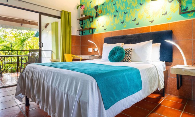 El Cerro Villa | Walk to nearby beach-Great location with easy access-paved road-walk to coffee