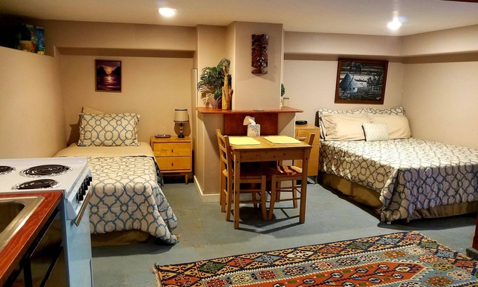 Lyle Wohnung | Gehen Sie zu SandBar, Klickitat River, Weinprobe - Hunde willkommen!