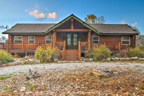 Shell Knob Haus | Walk to Table Rock Lake Spacious Home with Deck!