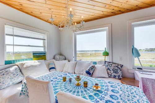 Biddeford Pool Wohnung | Walk to the Beach Pet-Friendly Gem in Biddeford!