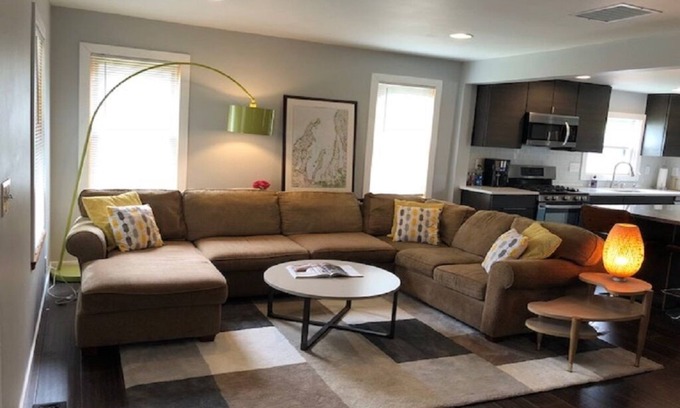 Elk Rapids Haus | Zu Fuß in die Innenstadt von Elk Rapids, Elk Lake und Restaurants