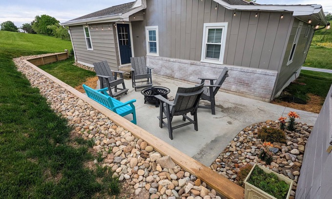 Millersburg Haus | Walnut Creek Home on a Quiet Country Road