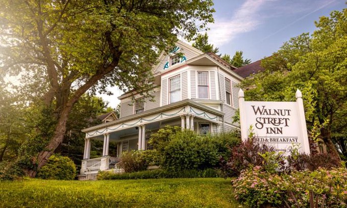 Walnut Street Bed & Breakfast | Walnut Street Inn