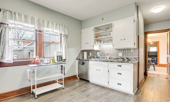 Upper Sandusky Haus | Warm, Bright Upper Sandusky Home: Walk to Downtown