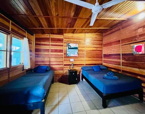 Brisas de Zicatela Hotel | Wasi la Punta 2 Starlink 2min walk to the beach