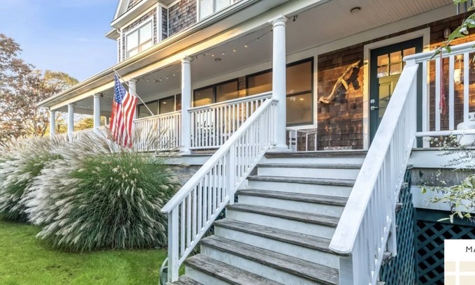 Center Moriches Haus | Waterfront Boho Beach House, a stone's throw from the Hamptons!
