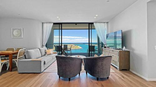 Shell Cove Wohnung | Waterfront Haven - Memorable Views