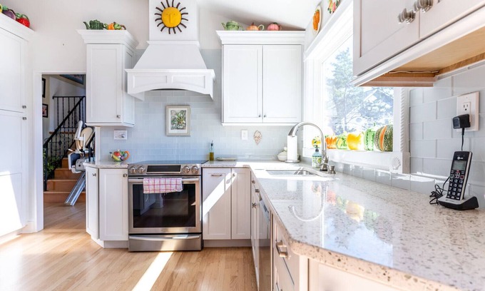 East Patchogue Haus | Waterfront Home in Bellport Beach Property Owners Association