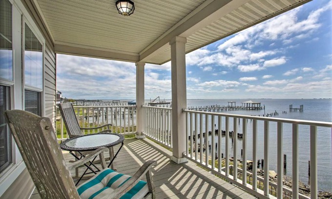 Lake Catherine Haus | Waterfront New Orleans Home with Private Dock and Pier