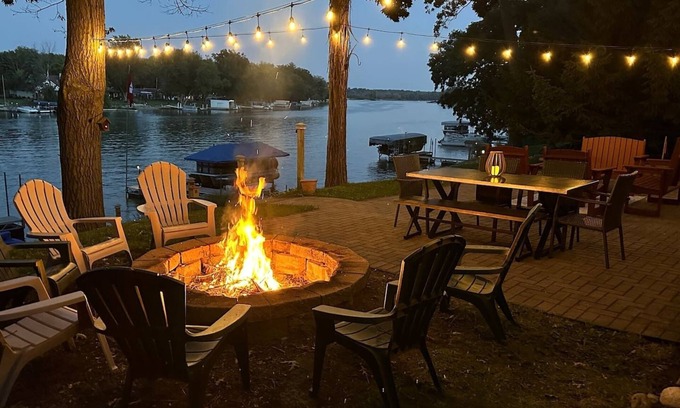 Edgerton Haus | Waterfront with Dock & King Bed