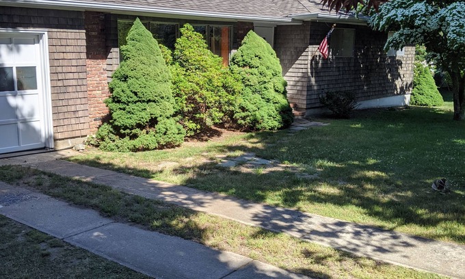 Shelter Island Haus | WATERFRONT with Private Beach Boat Dock and Launch Ramp