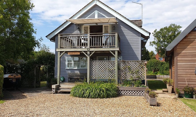 Horning Haus | Waterside House mit Garten (3 Schlafzimmer - 5 Personen)