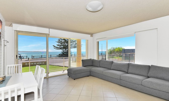 The Entrance Wohnung | Waterviews on Marine - Apartment 1