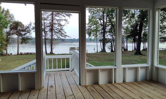 Calion Haus | Welcome to Blue Haven Hideaway on beautiful Calion Lake