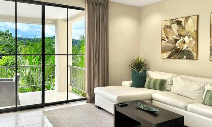 Santa Barbara Eigentumswohnung | Welcome to Condo L711 at Pacifico – Stylish Comfort in Playas del Coco