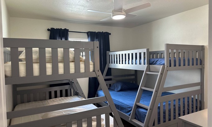 Lutz Haus | Welcome to Hickory Loop in Lutz!