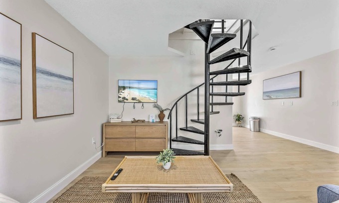 Parsuns To Cocoa Beach Wohnung | Welcome to The Drift – Your Laid-Back Beach Escape in Cocoa Beach! #6