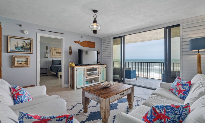 Bethune Beach Eigentumswohnung | Ocean View 2B/2B condo, pool, New Smyrna FL