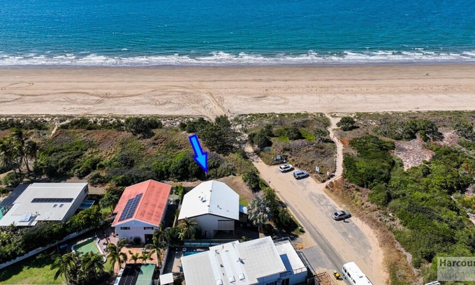 Farnborough Haus | Welcome to Yeppoon Hinz On The Beach