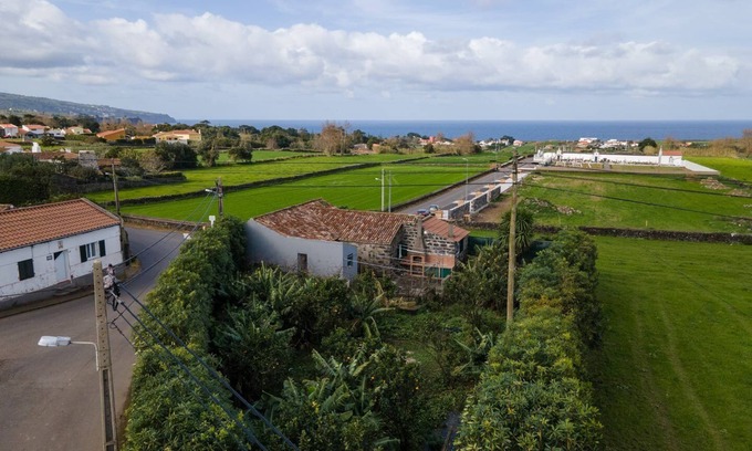 Ponta Delgada Wohnung | WelcomeBuddy - WelcomeBuddy - Rustic House - Eco Farm Living