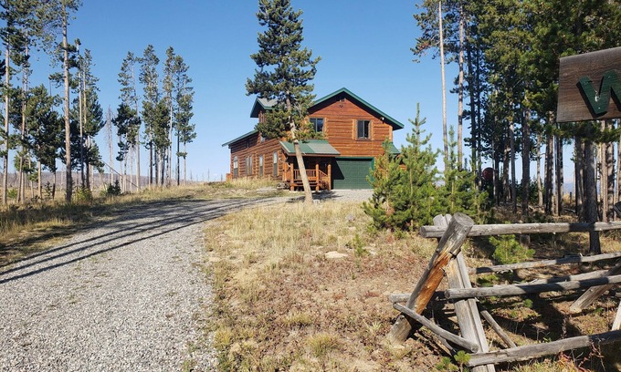 Dubois Kabine | Lava Mountain View Hütte