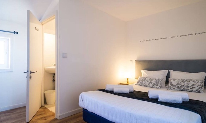 Fatima Kabine | What Else Guest House