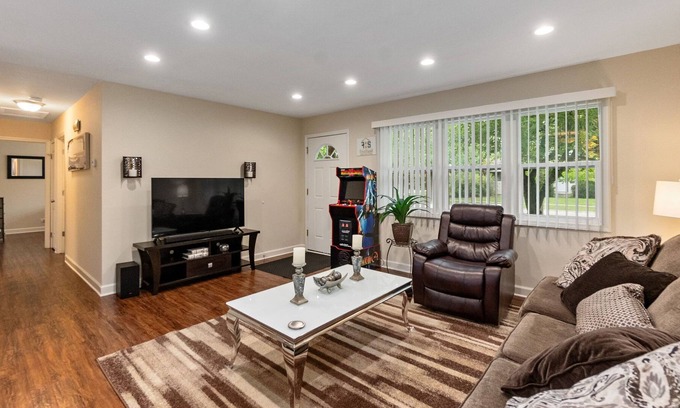 Wheeling Haus | Wheeling Rental