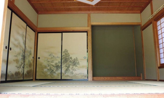 Daisen Haus | While listening to the sound of the clear stream / Saihaku-gun Tottori