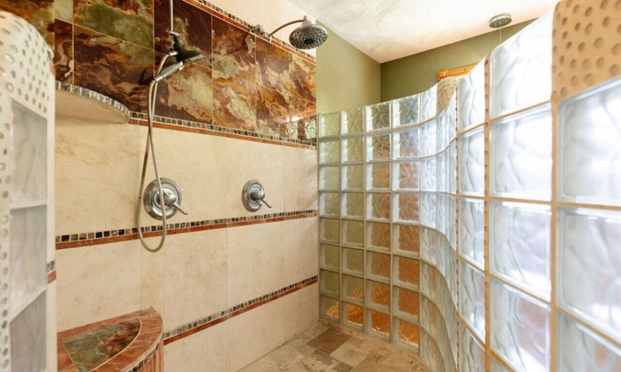 Ossipee Haus | Whimsical retreat! One of a kind stay! A hidden gem!
