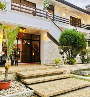 Dangcagan Haus | White House Dangcagan