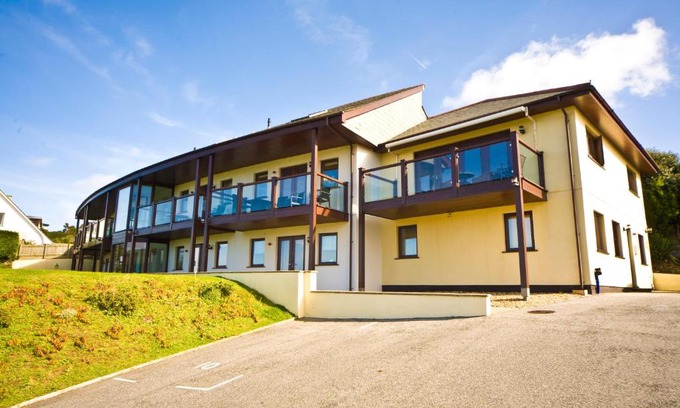 Mawgan Porth Wohnung | White Lodge Apartments