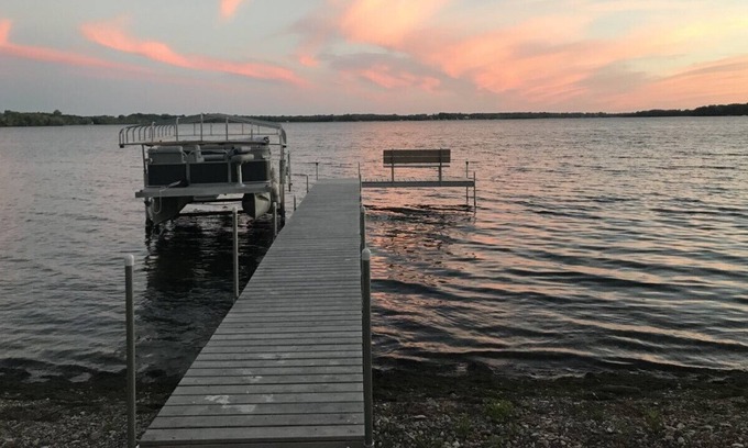 Faribault Haus | Why not stay at the lake?