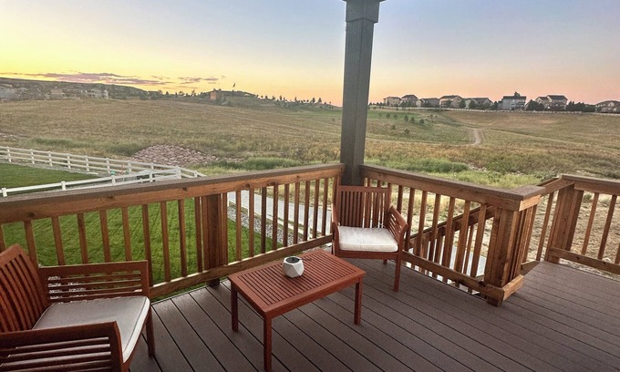 Castle Rock Haus | Wide open spaces: 3-bed Ranch home in Castle Rock with WiFi and AC.