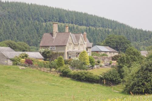 Brampton Bryan Haus | Wilde Lodge By Birch Stays