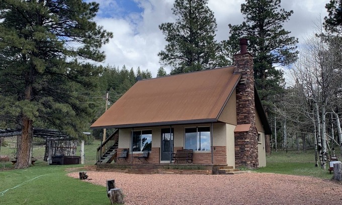 Mammoth Creek Kabine | Tierbeobachtungen / Spektakulär / Whirlpool / Isoliert / Bryce Canyon - Zion Getaway