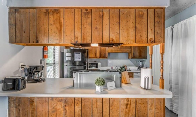 Ellendale Haus | Wildwind Charmer