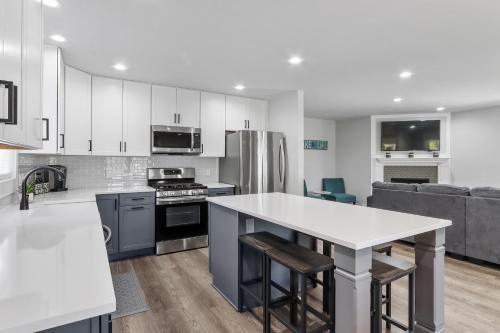 Williams Bay Haus | Williams Bay House - Cherry Street Retreat