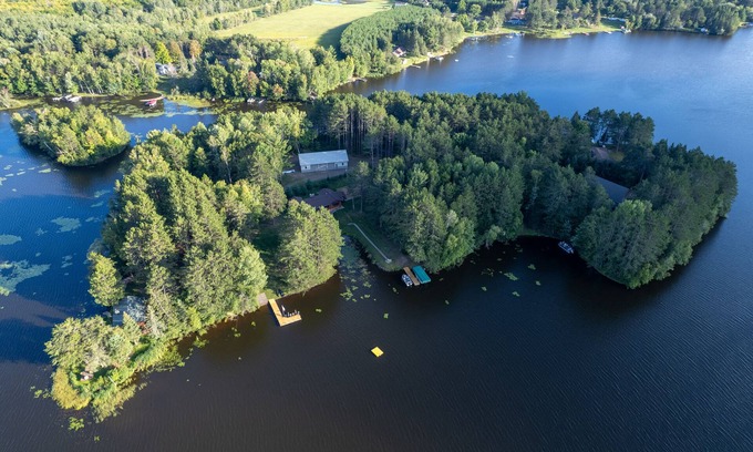 Phillips Haus | Wilson Lake Island Retreat