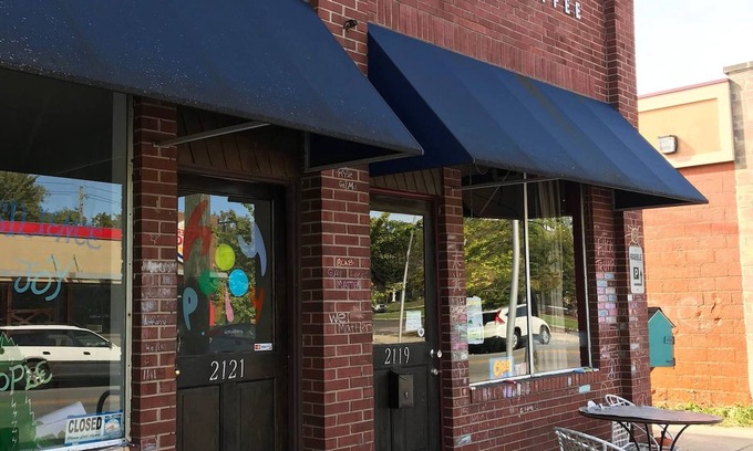 Near Eastside Wohnung | Windsor Park Flat Minutes to Mass Ave