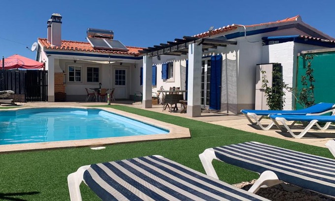 Aljezur Haus | Windy's Guest House