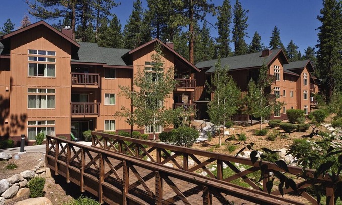 Round Hill Village Eigentumswohnung | Neujahr 2020 in Tahoe 5-Sterne-Resort 2BR / 2BA Condo (6 Personen)