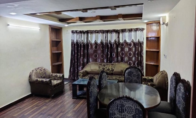 Shimla Haus | WINTRY 5BHK ENTIHOME FOR FRINDS & FAMILIES PARKING AND WI-FI