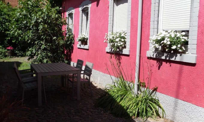 Neustadt-Geinsheim Haus | Winzeranwesen - Weingut Christian Eberley - Haupthaus I MINDESTAUFENTHALT 4 NÄCHTE - MINIMUM STAY 4 NIGHTS