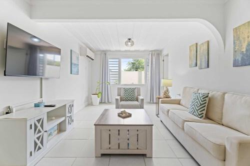 Koyari Wohnung | WLR2 - 1BR near Palm Beach - White Lotus Retreat