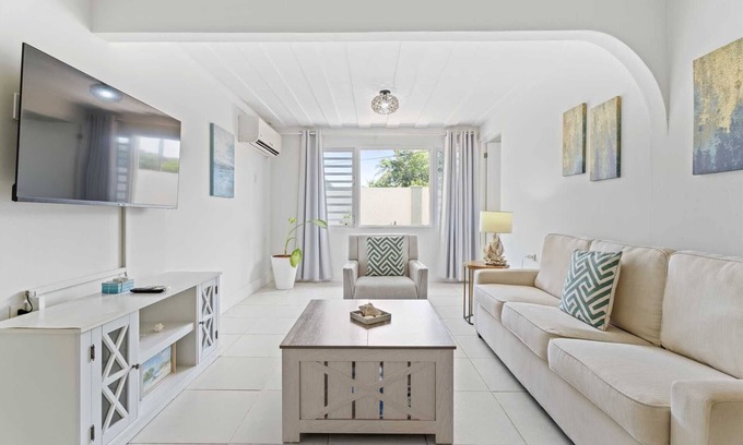 Koyari Wohnung | WLR2 - 1BR near Palm Beach - White Lotus Retreat