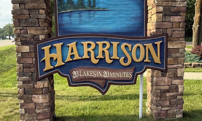 Harrison Kabine | Wonderful cabin with AC in charming Harrison, MI