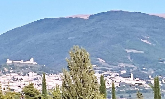 Bastia Umbra Wohnung | Wonderful terrace with a view of Assisi!